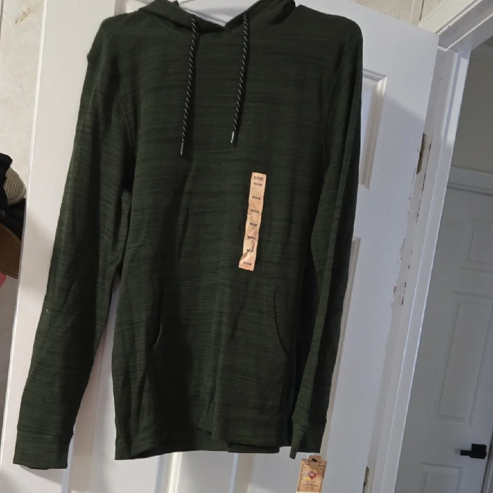 Green Hooded Long Sleeve Tee - Picture 2 of 2